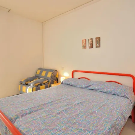 Apartment Croce Del Sud-2 By Interhome